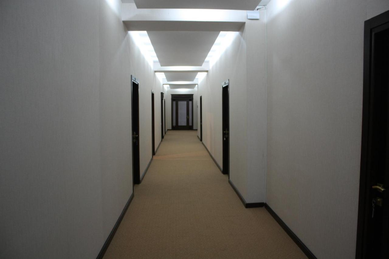 Titanik Hotel Baku Exterior foto